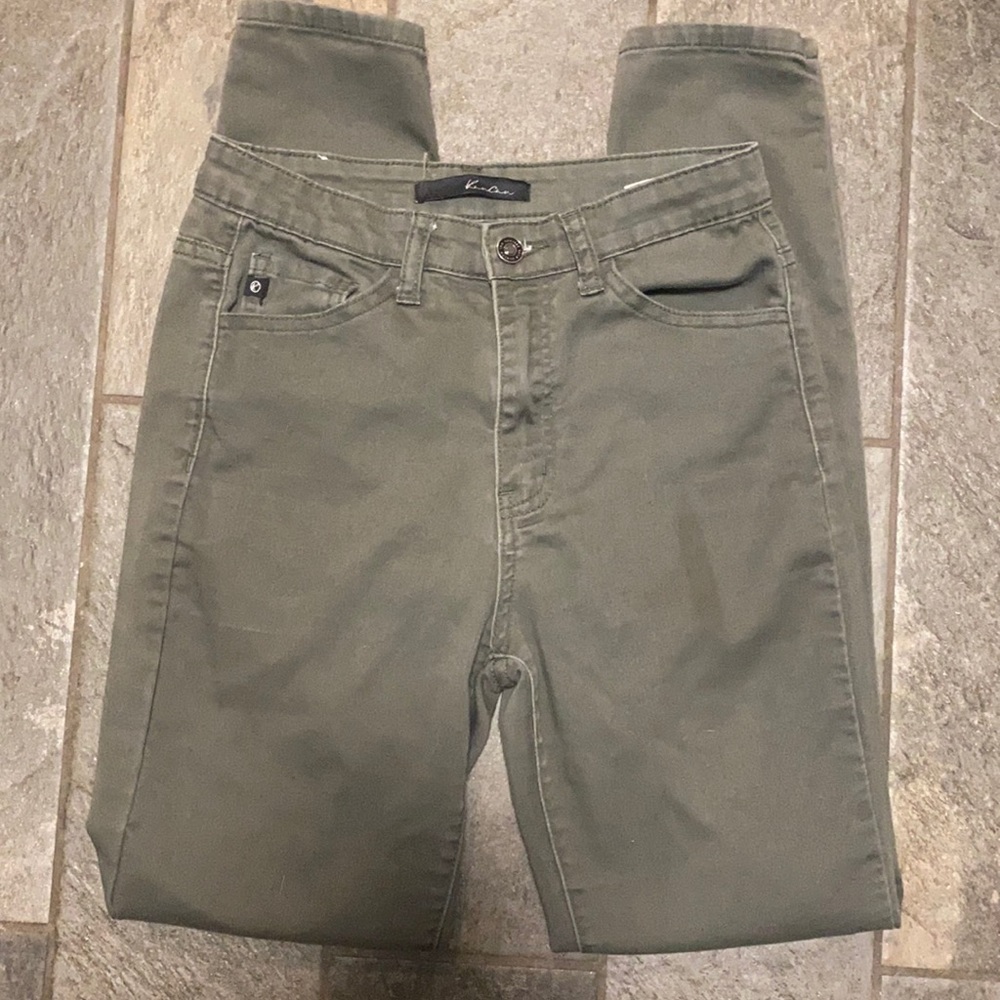Olive KanCans